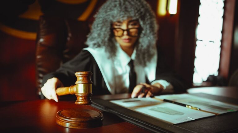 Dolandırıcılık ve ceza davaları